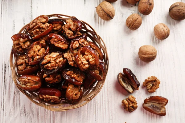 Walnut and date fruit