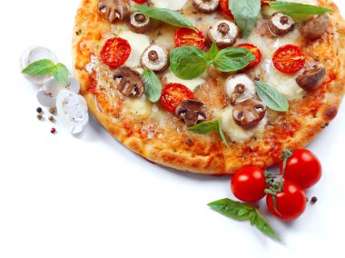 Lezzetli pizza ve sebze