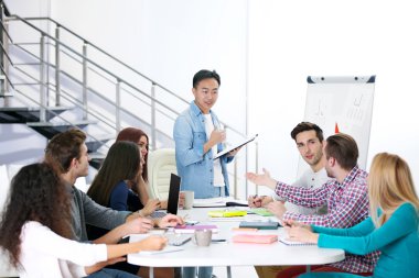 ofiste gemide sunu yapma