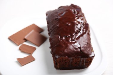 Kremalı çikolatalı pasta.