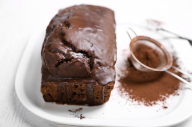 Kremalı çikolatalı pasta.