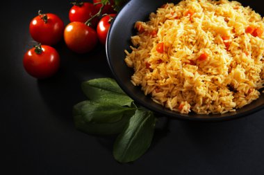 Havuç ile haşlanmış pirinç  