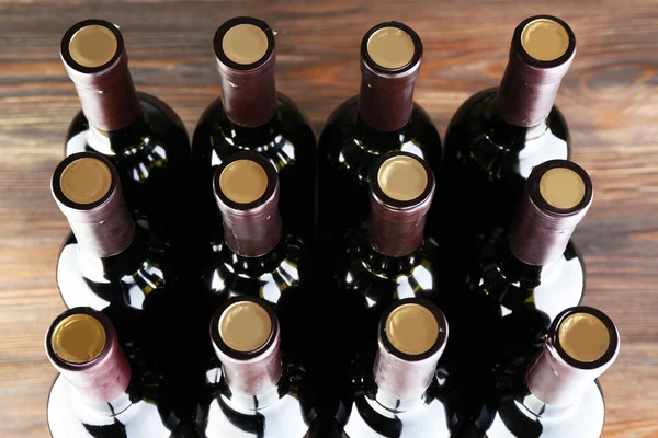 Stack di bottiglie di vino — Foto Stock