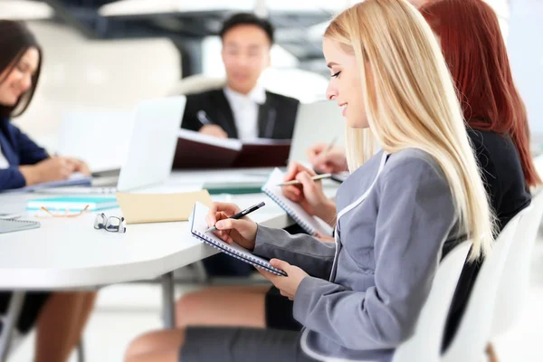 Young blonde business woman — Stock Photo, Image