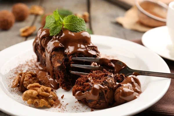 Pedaço de bolo de chocolate — Fotografia de Stock