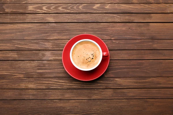 Šálek kávy v tabulce sušenky — Stock fotografie