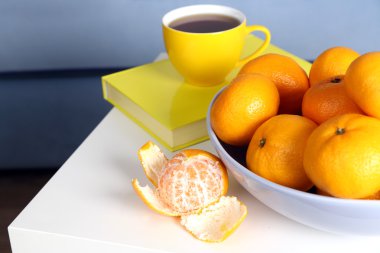 Mandalina ile kase ve Kupası