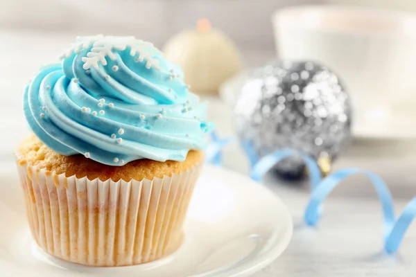Tasty blue cupcake — Stock Photo, Image