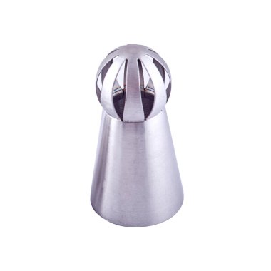 Paslanmaz çelik boru başlığı beyaz arka planda izole edilmiş, kopyalama alanı. Pasta ve kurabiye süslemek için krema ucu. Buzlanma başlığı, krema.