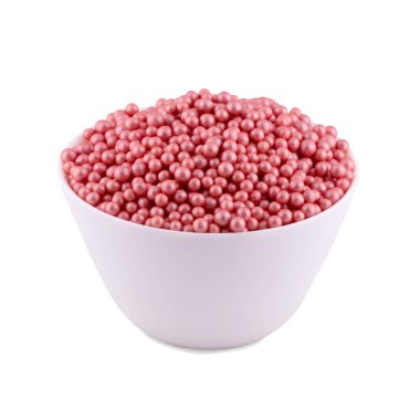 Beyaz kasedeki pembe şeker sürükleyicisi beyaz arkaplanda izole edilmiş, boşluğu kopyala.