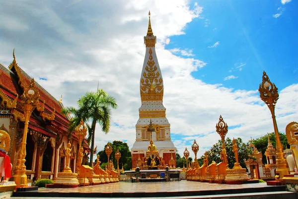 พระธาตุพนมเจดีย์ นครพนม ประเทศไทย — ภาพถ่ายสต็อก