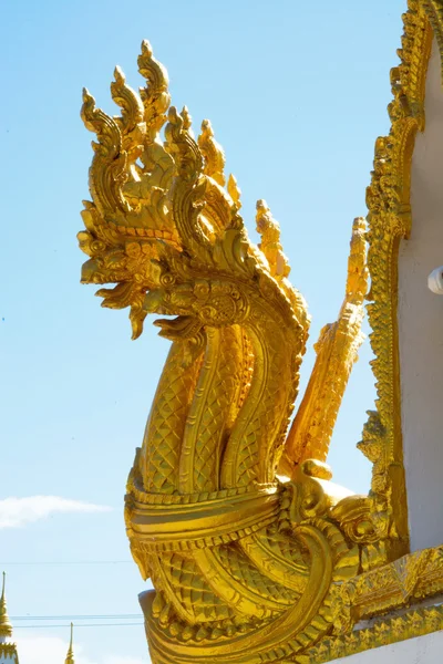 วัดพระธาตุหนองบัว จังหวัดอุบลราชธานี ประเทศไทย — ภาพถ่ายสต็อก