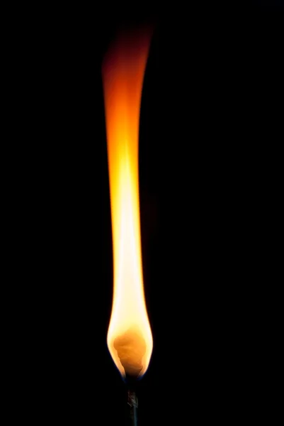 M tűz láng-fekete háttér háttér — Stock Fotó