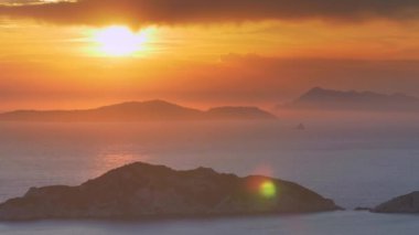 Korfu Adası, Yunanistan 'ın Rocky kıyı şeridi.