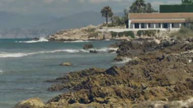 Korfu Adası, Yunanistan 'ın Rocky kıyı şeridi.