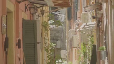 Korfu Kasabası sokakları, Korfu eski kentinin mimarisi, Yunanistan.