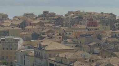 Korfu 'nun başkentinin panoraması. Yunanistan 'ın eski şehir ve eski kale manzarası