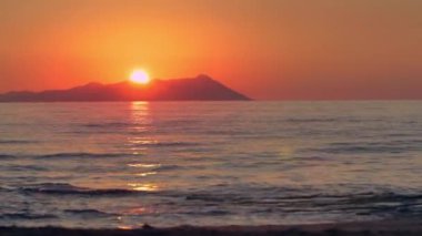 Korfu Adası, Yunanistan 'ın Rocky kıyı şeridi.