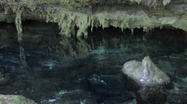 Cenote Dos Ojos - Meksika dikitlerle dolu güzel mağaralar.