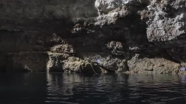 Centote Dos Ojos メキシコの石筍でいっぱいの美しい洞窟 — ストック動画