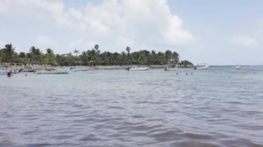 Holbox Adası, Meksika 'da güzel bir sahil. 