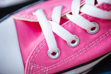 Pembe portre moda spor ayakkabı Dükkanı raf