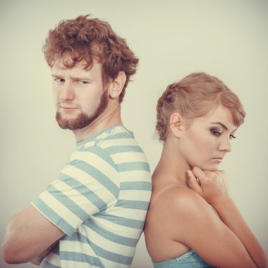 Genç çift kavga sonra arka arkaya rahatsız