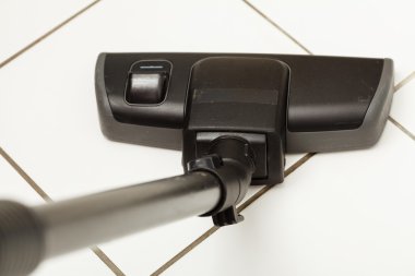 Elektrikli süpürge uzatma tüpü.