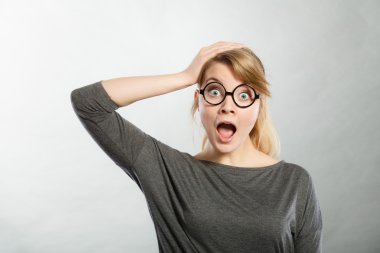 Şok Bayan huşu ifade.