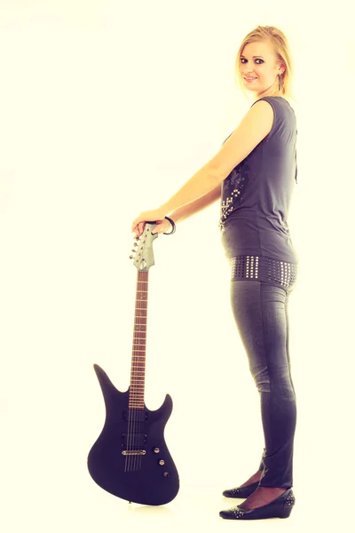 Blonde girl with electric guitar. — Stock Photo, Image