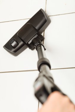 Elektrikli süpürge uzatma tüpü.