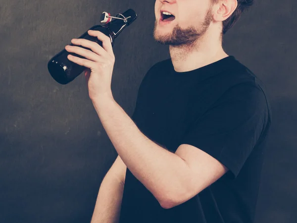 Part body man addicted to alcohol. — Stock Photo, Image