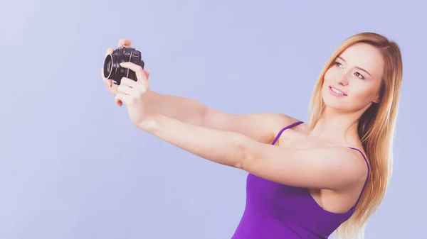 Photographer Girl Shooting Images Lovely Blonde Smiling Woman Camera Violet — Stock Photo, Image