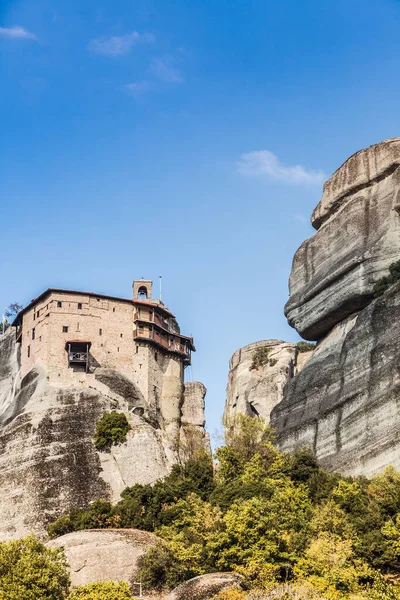 Монастир Святого Миколая Анапауса Agios Nikolaos Anapafsas Meteora Rock Formation — стокове фото