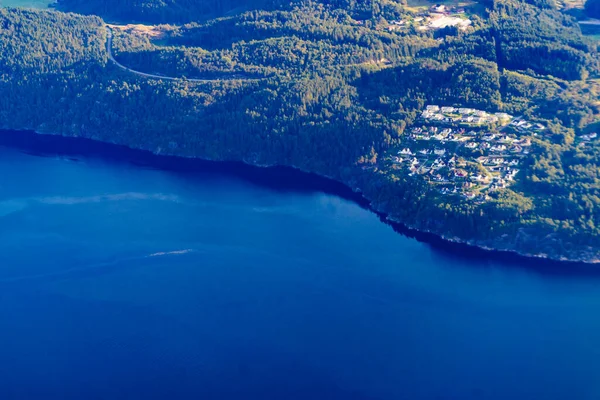 Vista Desde Avión Paisaje Los Fiordos Noruegos Aviones Sobrevolando Noruega — Foto de Stock