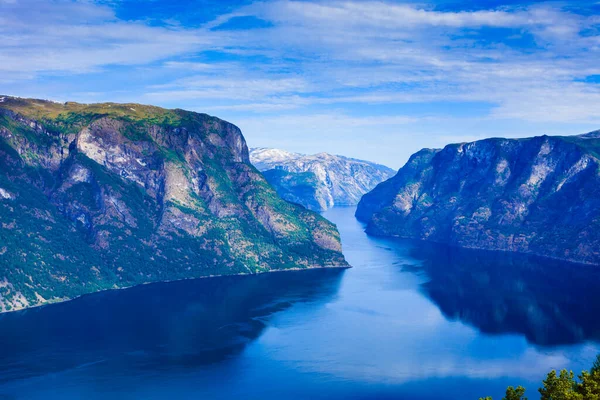 Aurlandsfjord Fiyort Manzarası Norveç Skandinavya Ulusal Turizm Rotası Aurlandsfellet — Stok fotoğraf