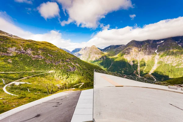 Punkt Widokowy Utsikten Gaularfjellet Atrakcja Turystyczna Trasa Widokowa Norwegii — Zdjęcie stockowe