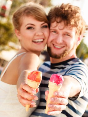 yeme dondurma açık genç Çift