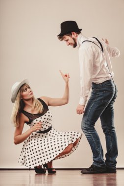 Kavga sırasında genç Çift