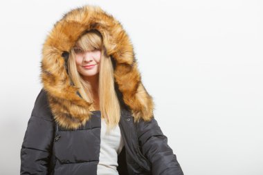 Ceketi giyen kız moda.