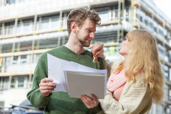 Fastigheter och familjen koncept — Stockfoto