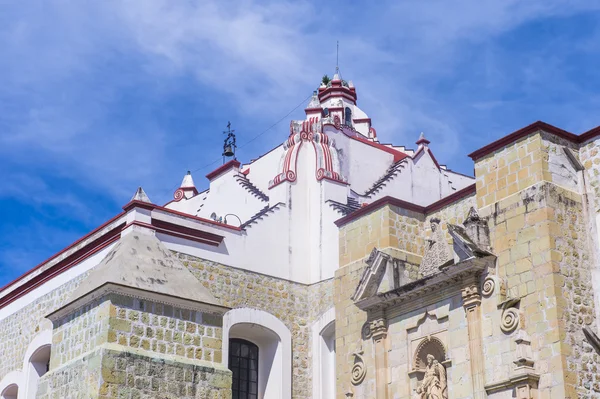 La Basílica de Nuestra Señora de la Soledad en Oaxaca México —  Fotos de Stock