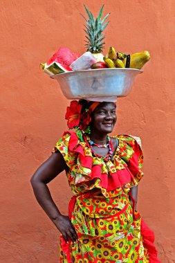 palenquera meyve satıcı