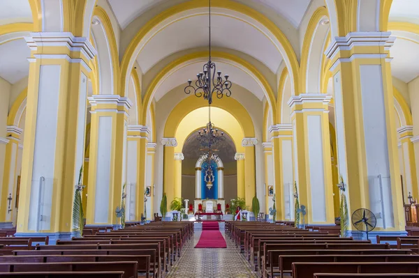 在尼加拉瓜格拉纳达大教堂 — 图库照片