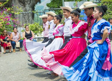 Çiçek ve Palm Festivali Panchimalco, El Salvador