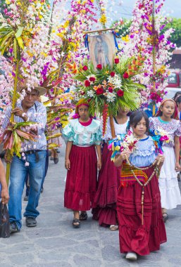 Çiçek ve Palm Festivali Panchimalco, El Salvador