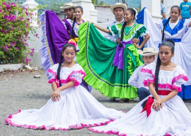 Çiçek ve Palm Festivali Panchimalco, El Salvador