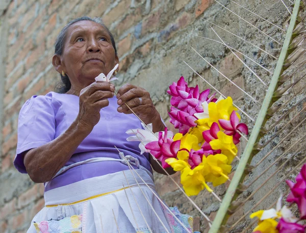 Fête des fleurs et des palmiers en Panchimalco, El Salvador — Photo