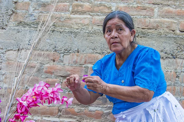 Fête des fleurs et des palmiers en Panchimalco, El Salvador — Photo