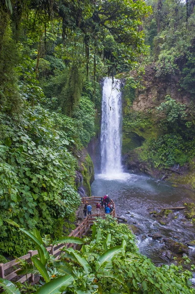 Kostarická La Paz Waterfall — Stock fotografie